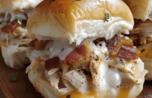 Chicken Bacon Ranch Sliders: Savory Delights on Hawaiian Rolls