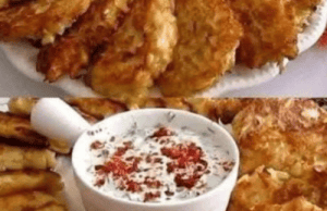 Simple Oatmeal and Apple Breakfast