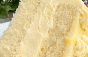 Rich & Moist Lemon Cheesecake Cake