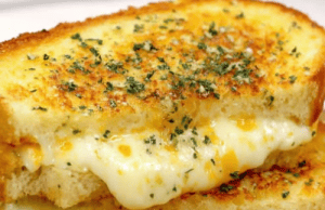 Garlic Bread Grilled Cheese – Crispy Garlic Butter Meets Gooey Cheese Heaven