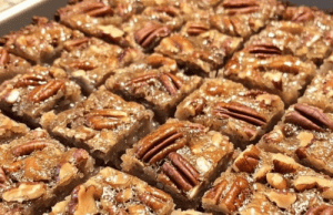 Easy Pecan Pie Bars