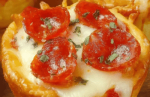 Easy Pizza Cupcakes – Bite-Sized Mini Pizzas in a Muffin Tin