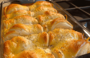 How to Make French Onion Chicken Bubble Up — A Weeknight Dinner That Feels Like Magic